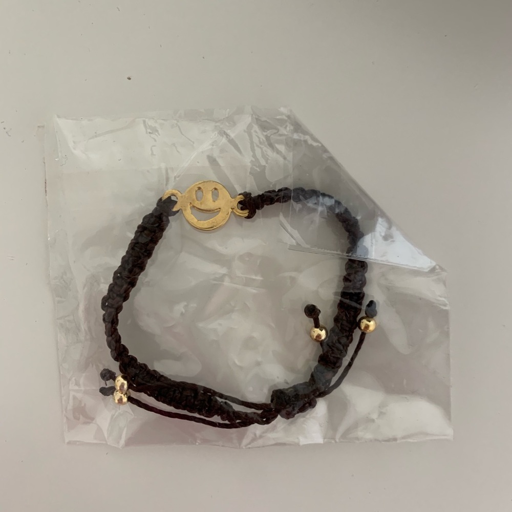 Bracelets - Picture 4 of 15